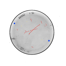 lentille avec défauts de rayures traces d'usinage